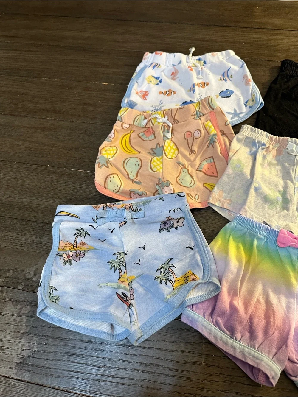 Sz 18mth Girls Multicolor Rainbow & Pastel Shorts pack